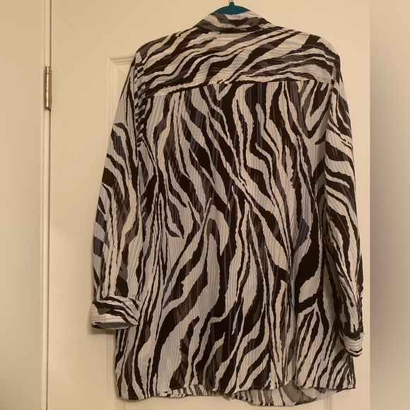 CHICOS BLOUSE LONG SLEEVE - Picture 4 of 10